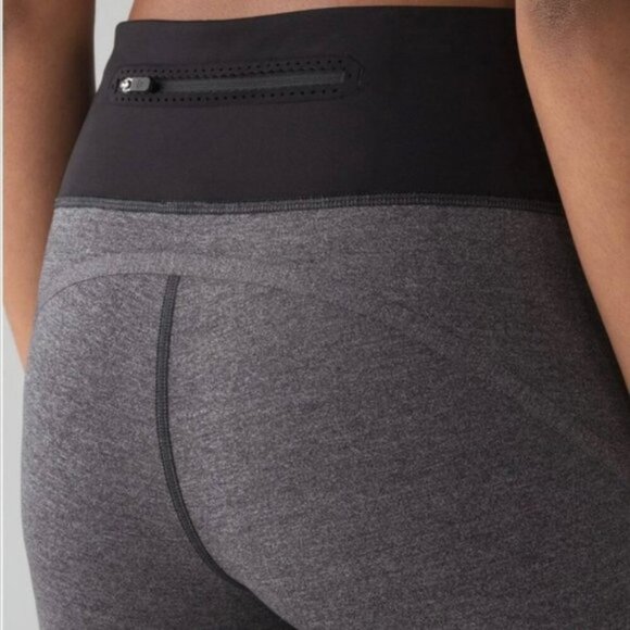 Lululemon Smooth Stride Crop Heathered Black / Black size 6 - Picture 4 of 12